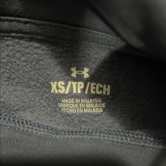 Women’s Under Armour Blue Turtleneck Sweater - Picture 2 of 4